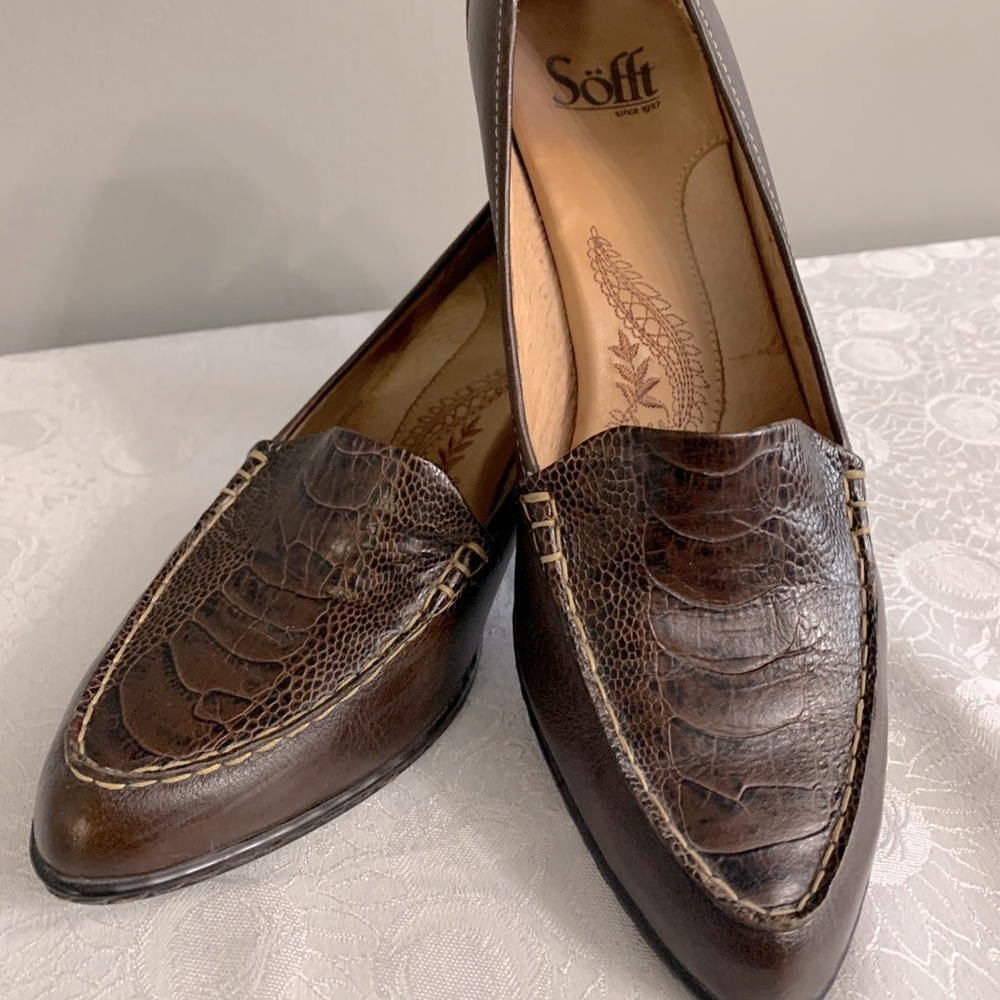Sofft leather heels